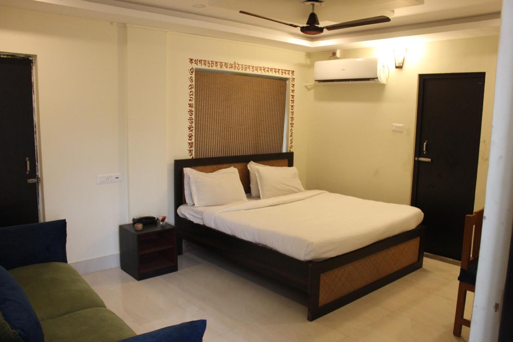 Hotel Kolam Shānti Niketan Exteriér fotografie