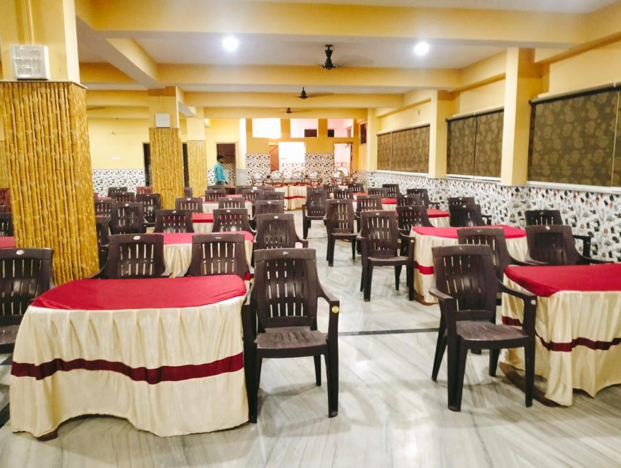 Hotel Kolam Shānti Niketan Exteriér fotografie